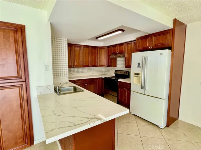 139 E Cypress, Redlands, California 92373