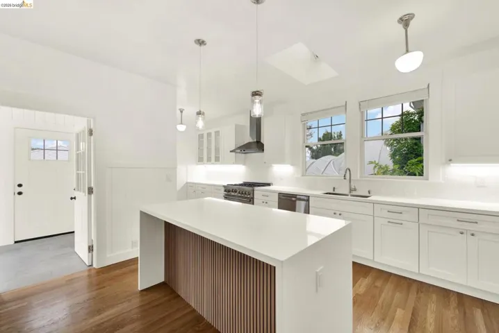 1043 47th St, Emeryville, California 94608