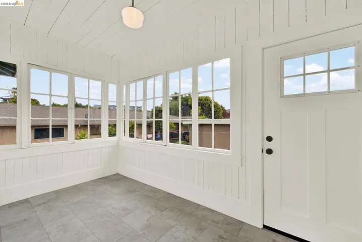 1043 47th St, Emeryville, California 94608