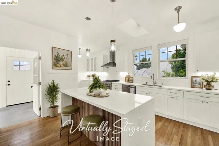 1043 47th St, Emeryville, California 94608