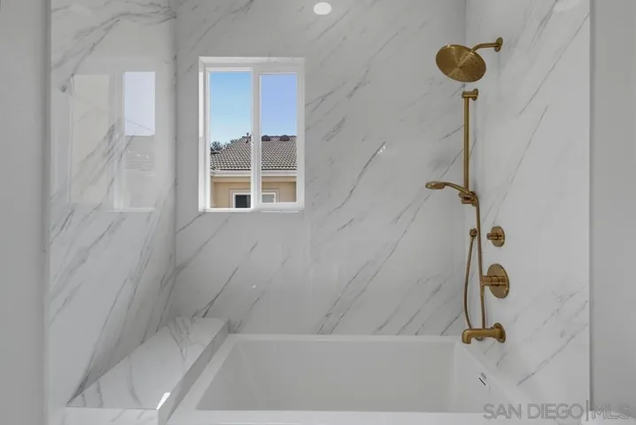 7130 Calabria Ct E, San Diego, California 92122