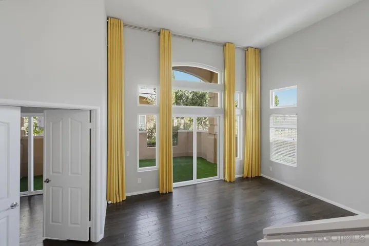 7130 Calabria Ct E, San Diego, California 92122
