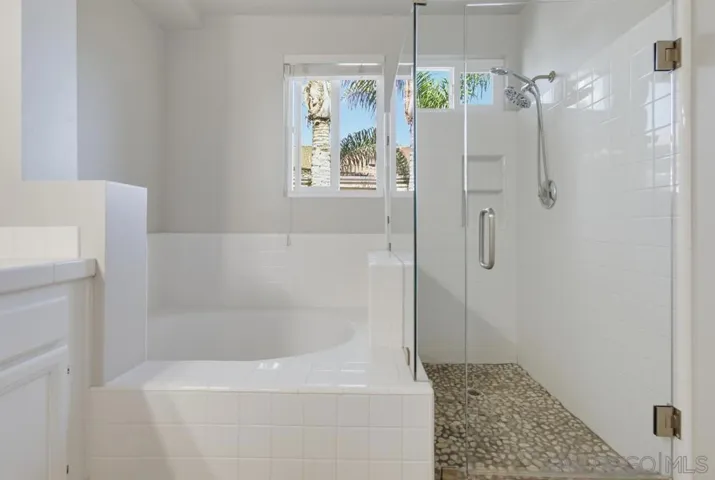7130 Calabria Ct E, San Diego, California 92122
