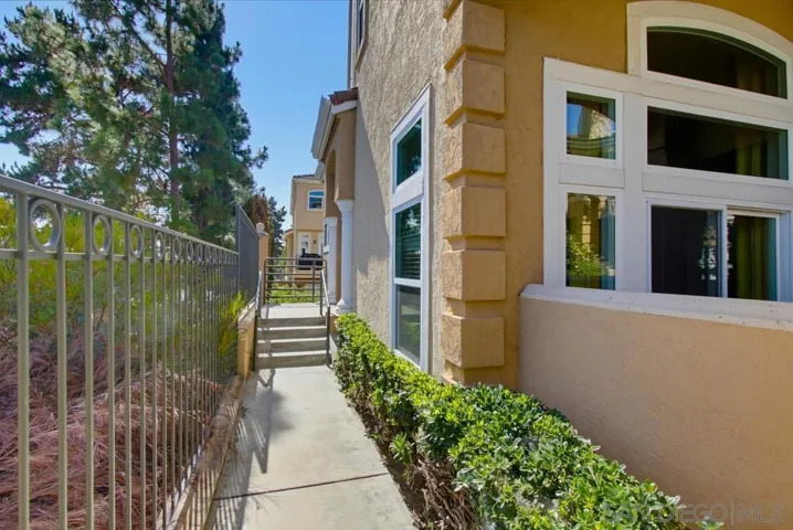 7130 Calabria Ct E, San Diego, California 92122