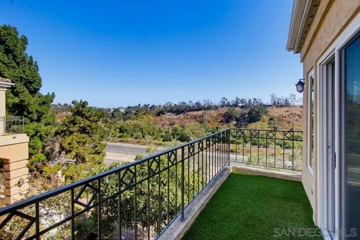 7130 Calabria Ct E, San Diego, California 92122
