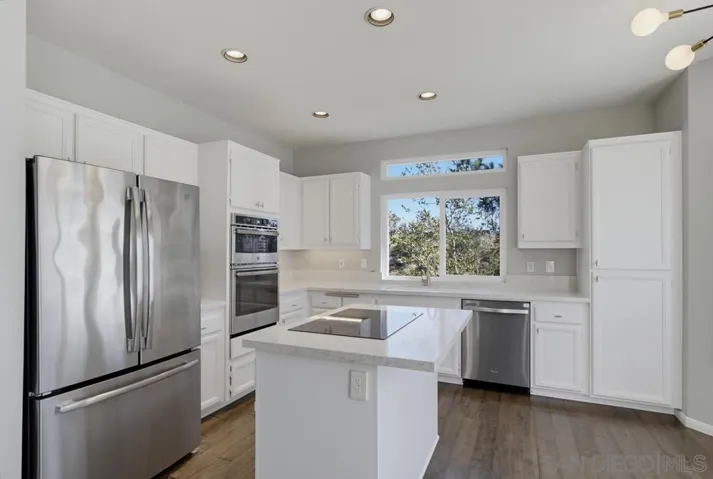 7130 Calabria Ct E, San Diego, California 92122