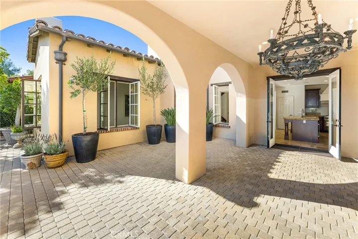 12 Gentle Breeze, Newport Coast, California 92657