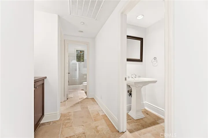 12 Gentle Breeze, Newport Coast, California 92657
