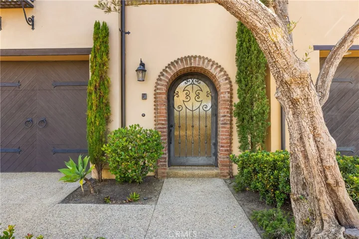 12 Gentle Breeze, Newport Coast, California 92657