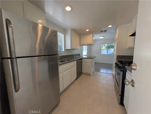 529 E Colorado Boulevard D, Monrovia, California 91016
