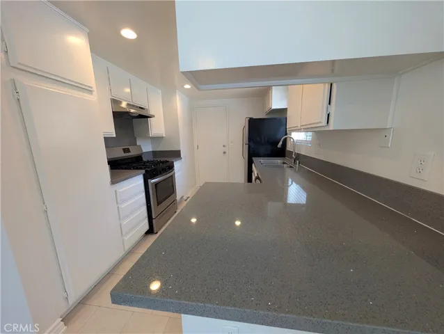 529 E Colorado Boulevard D, Monrovia, California 91016
