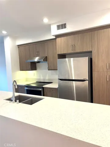 2825 Lily Lane, El Monte, California 91733