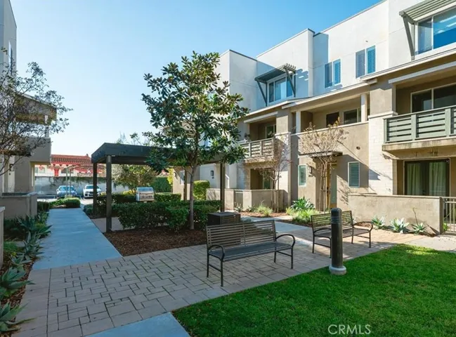 2825 Lily Lane, El Monte, California 91733