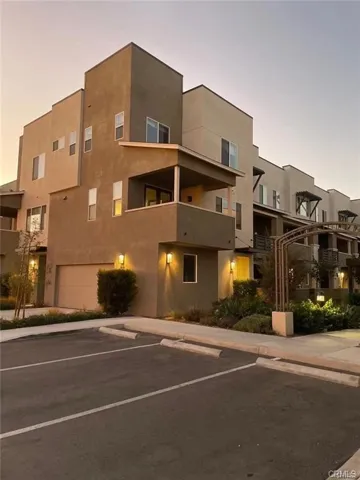 2825 Lily Lane, El Monte, California 91733