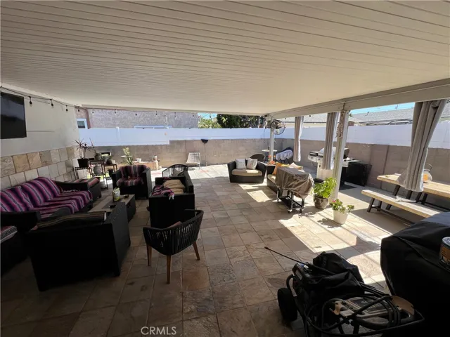 21011 Wardham, Lakewood, California 90715