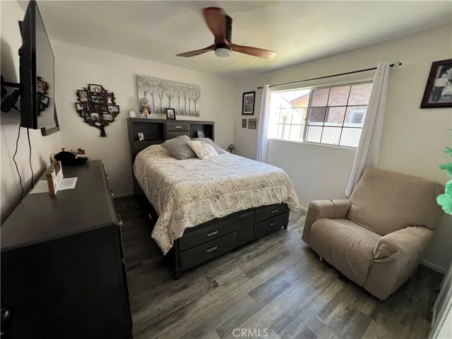 21011 Wardham, Lakewood, California 90715