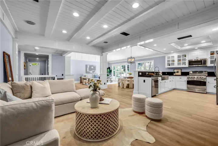 another shot from livingroom