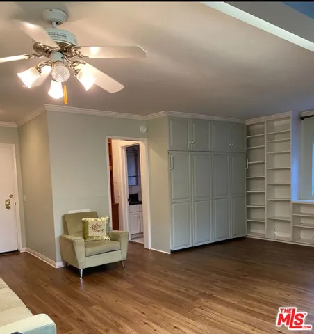 446 San Vicente Boulevard 107, Santa Monica, California 90402
