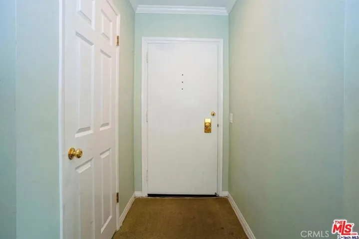 446 San Vicente Boulevard 107, Santa Monica, California 90402