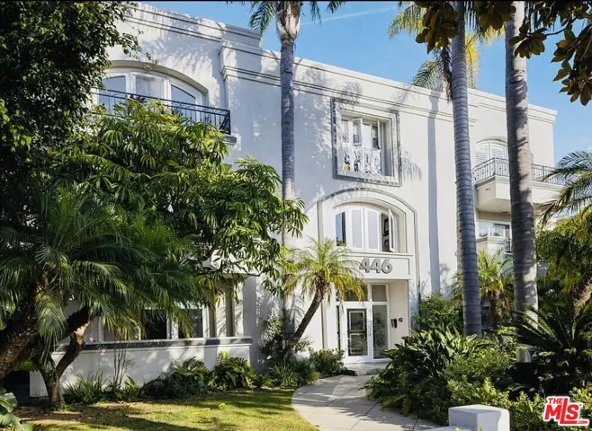 446 San Vicente Boulevard 107, Santa Monica, California 90402