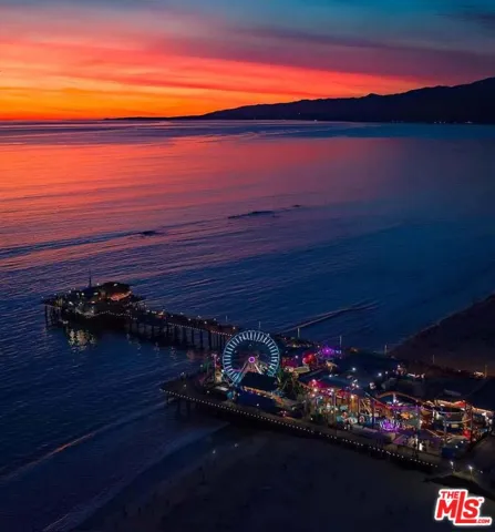 446 San Vicente Boulevard 107, Santa Monica, California 90402