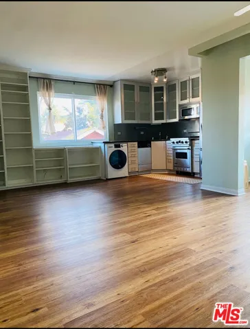 446 San Vicente Boulevard 107, Santa Monica, California 90402