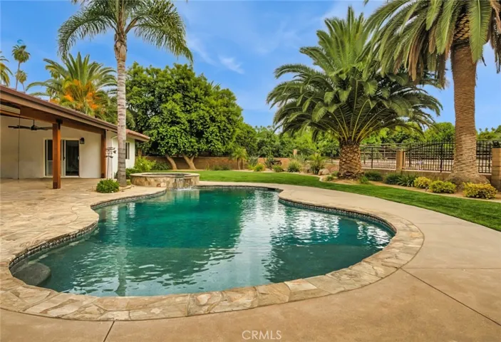 1920 Gratton Street, Riverside, California 92504