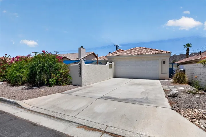 52416 Avenida Villa, La Quinta, California 92253
