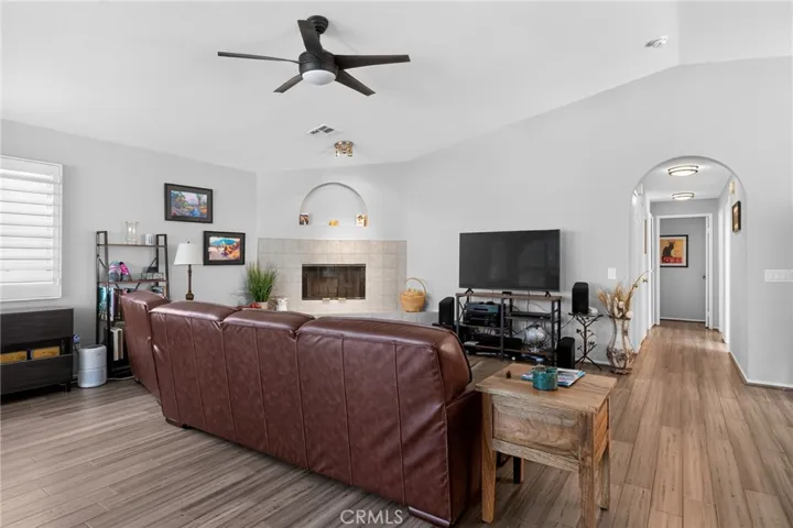 52416 Avenida Villa, La Quinta, California 92253