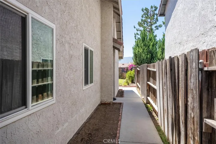 15822 Ada Street, Canyon Country, California 91387