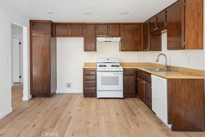 15822 Ada Street, Canyon Country, California 91387