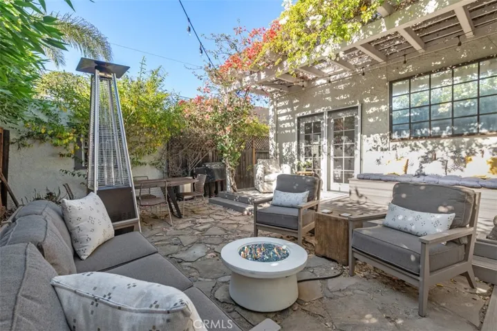 Personal and Private Outdoor Space for Entertaining and Relaxation