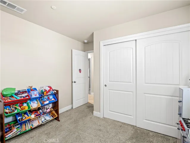 391 Rosewood, Sanger, California 93657