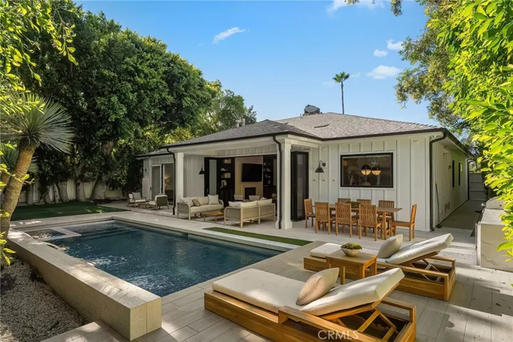 16130 Otsego Street, Encino, California 91436