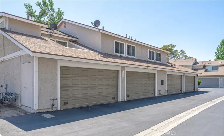 1650 S Campus Avenue 17, Ontario, California 91761