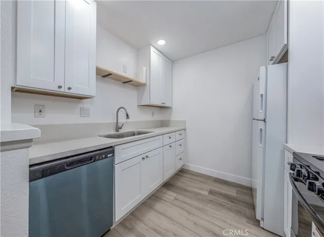 1650 S Campus Avenue 17, Ontario, California 91761