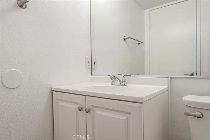 1650 S Campus Avenue 17, Ontario, California 91761