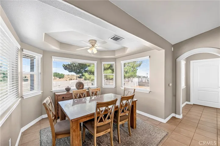 10624 Nugget, Phelan, California 92371