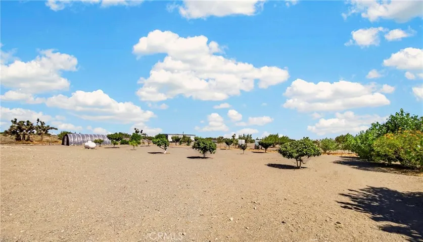 10624 Nugget, Phelan, California 92371