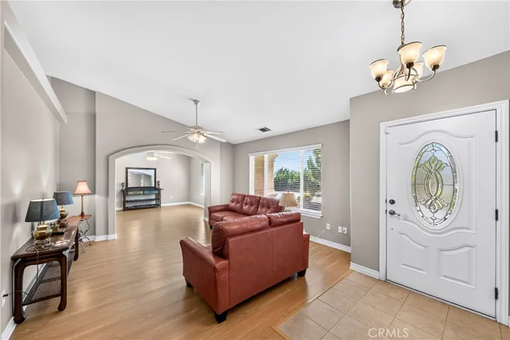 10624 Nugget, Phelan, California 92371