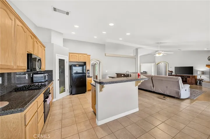 10624 Nugget, Phelan, California 92371