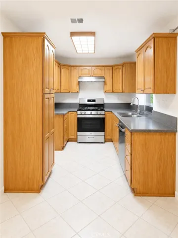 1567 Corte Santana, Upland, California 91786