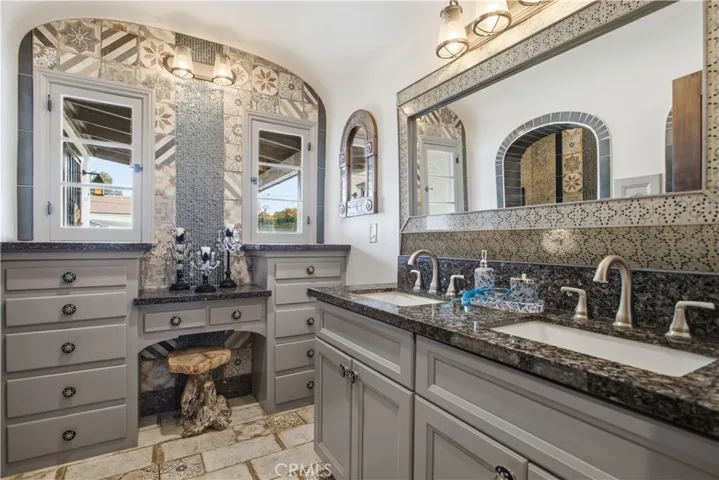 4600 Merrill, Riverside, California 92506