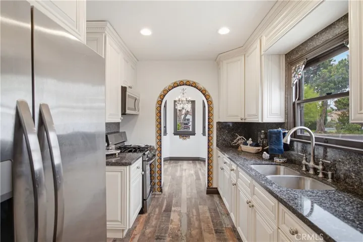 4600 Merrill, Riverside, California 92506