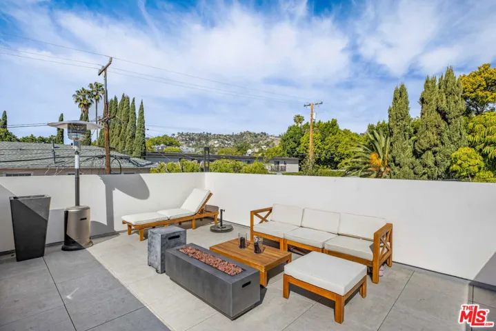 1205 N Genesee Avenue, West Hollywood, California 90046