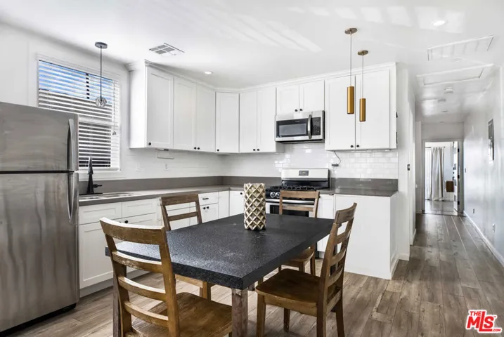 1205 N Genesee Avenue, West Hollywood, California 90046