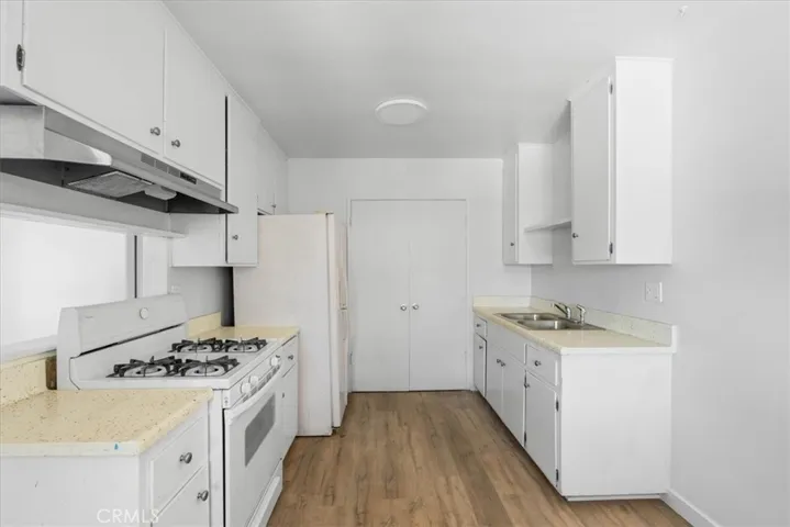 5351 Maitland Ave. Unit 3 Street, Ontario, California 91762