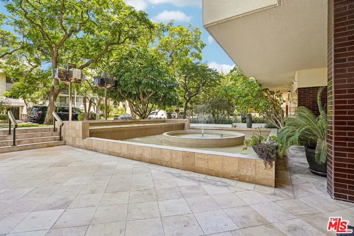 325 N Oakhurst Drive Ph2, Beverly Hills, California 90210
