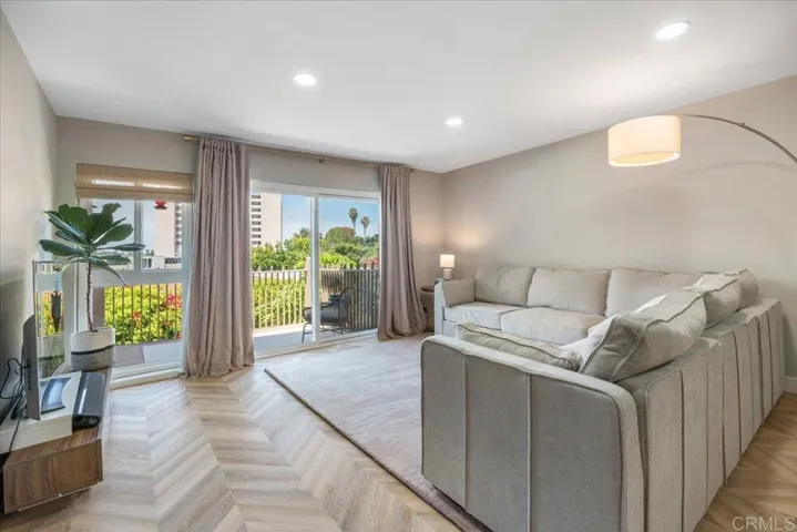 2600 Torrey Pines Road B38, La Jolla, California 92037