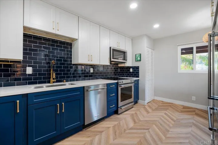 2600 Torrey Pines Road B38, La Jolla, California 92037